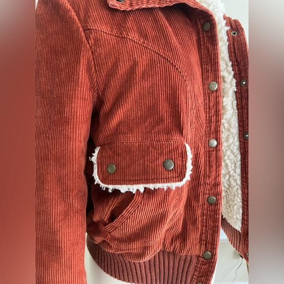 Vintage Corduroy Bomber jacket. - Picture 3 of 6
